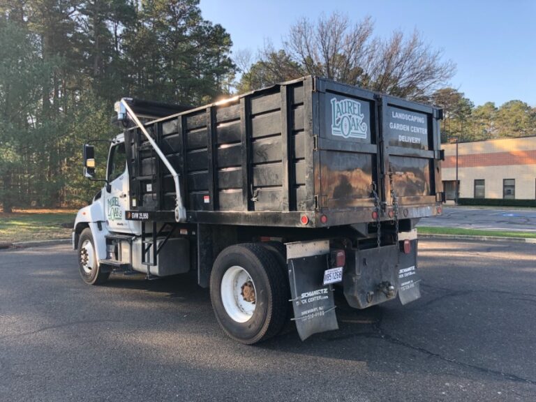 Laurel-Oak-Dump-Truck-3