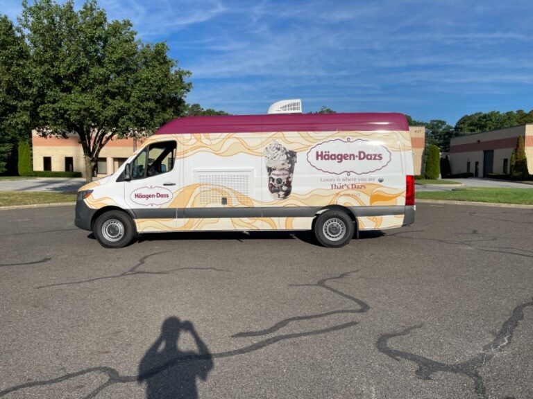Haagen-Dazs-Van-2